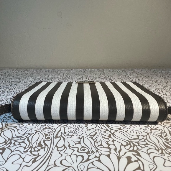 Henri Bendel Bowery Centennial Stripe Crossbody Wallet Phone Case - Picture 6 of 13